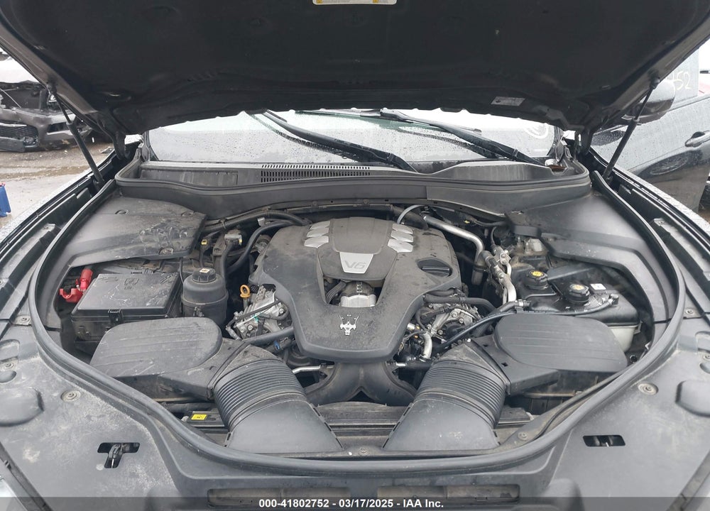 2017 MASERATI LEVANTE VIN: ZN661XUA6HX250718