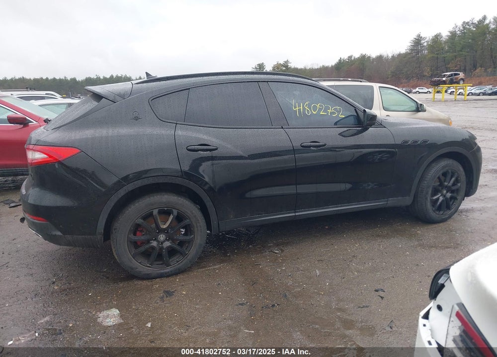 2017 MASERATI LEVANTE VIN: ZN661XUA6HX250718