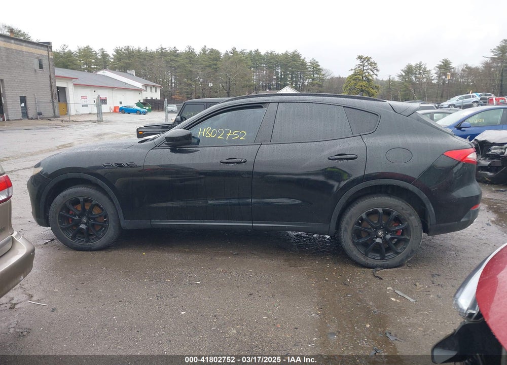 2017 MASERATI LEVANTE VIN: ZN661XUA6HX250718