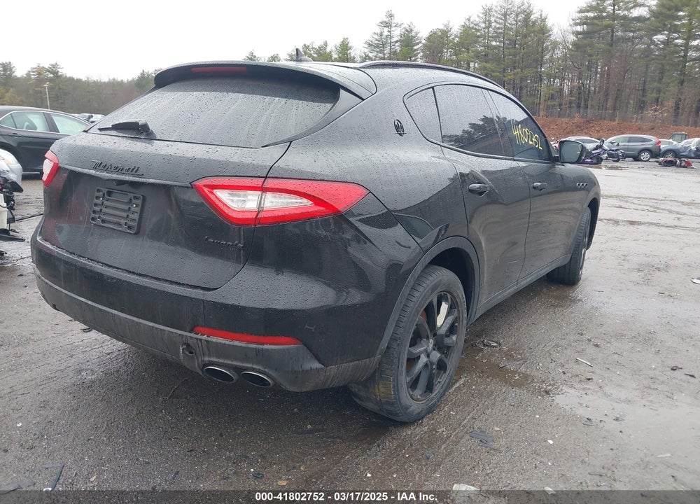 2017 MASERATI LEVANTE VIN: ZN661XUA6HX250718