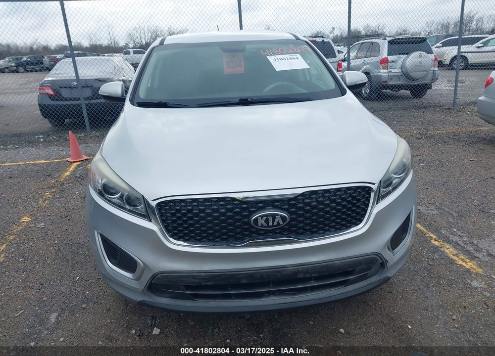 2018 KIA SORENTO VIN: 5XYPG4A34JG378652