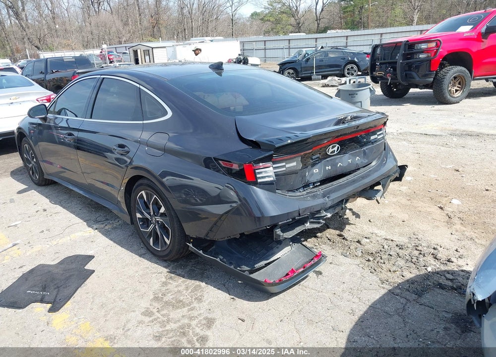 2024 HYUNDAI SONATA VIN: KMHL64JA8RA353129