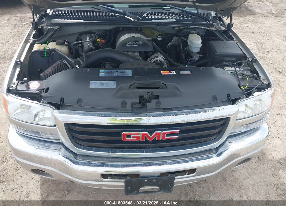 2005 GMC SIERRA 1500HD SLE VIN: 1GTGC13U75F816427
