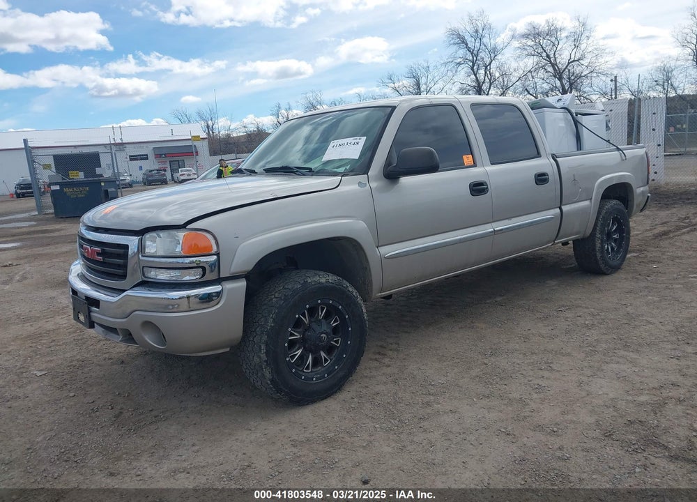 2005 GMC SIERRA 1500HD SLE VIN: 1GTGC13U75F816427