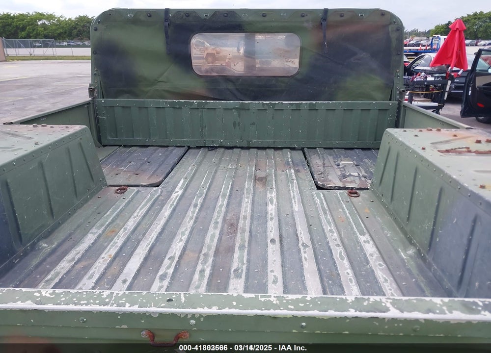 2006 AMERICAN GENERAL H1 VIN: AA8072240