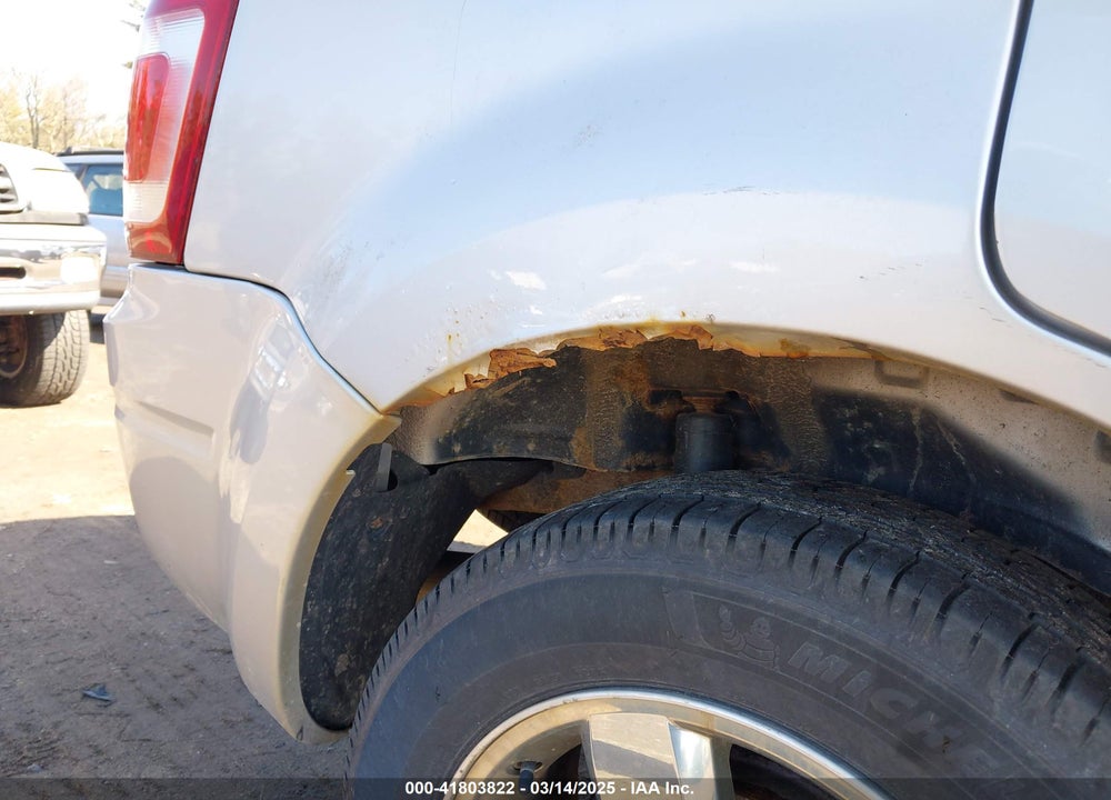 2011 FORD ESCAPE VIN: 1FMCU9DGXBKC58638
