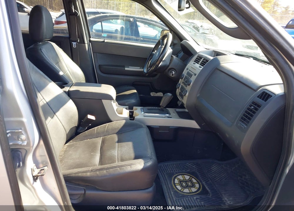 2011 FORD ESCAPE VIN: 1FMCU9DGXBKC58638