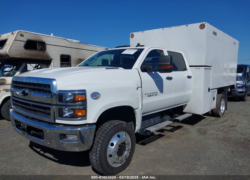 2022 CHEVROLET SILVERADO 4500HD 1WT VIN: 1HTKJPVK2NH083984