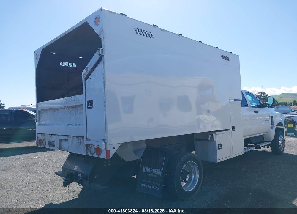 2022 CHEVROLET SILVERADO 4500HD 1WT VIN: 1HTKJPVK2NH083984