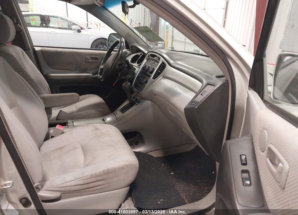 2004 TOYOTA HIGHLANDER VIN: JTEEP21A140038259
