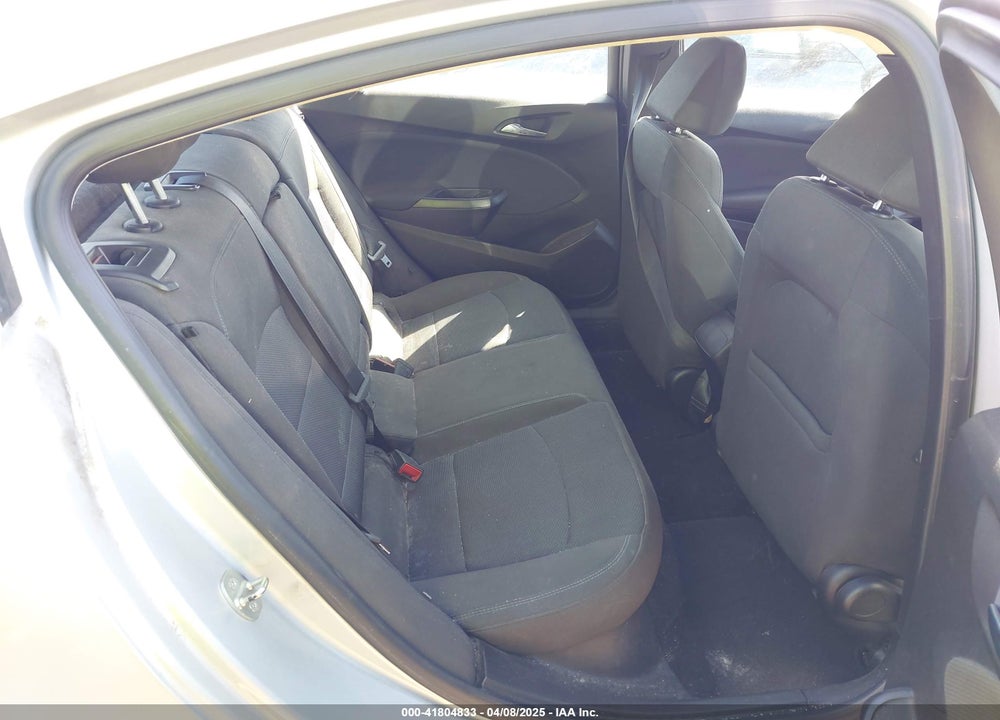 2018 CHEVROLET CRUZE LT AUTO VIN: 1G1BE5SM7J7198178