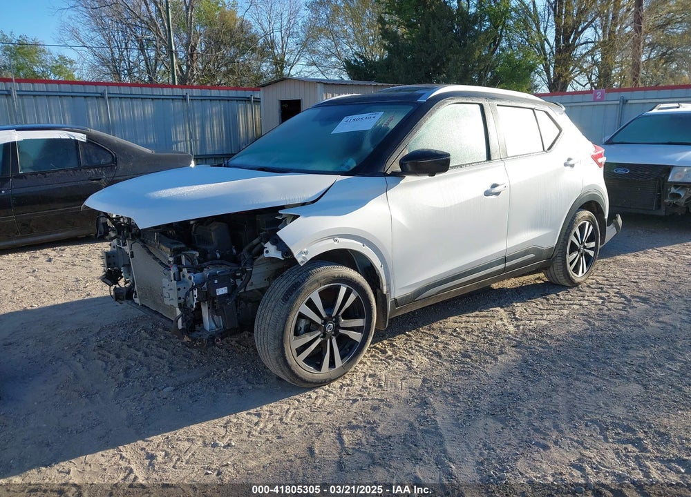 2019 NISSAN KICKS SR VIN: 3N1CP5CU1KL538381