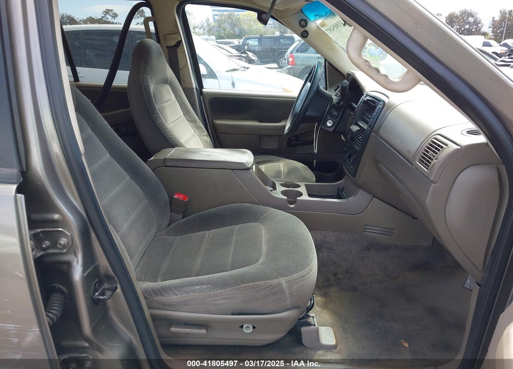 2002 FORD EXPLORER XLT VIN: 1FMZU63E52UC14155