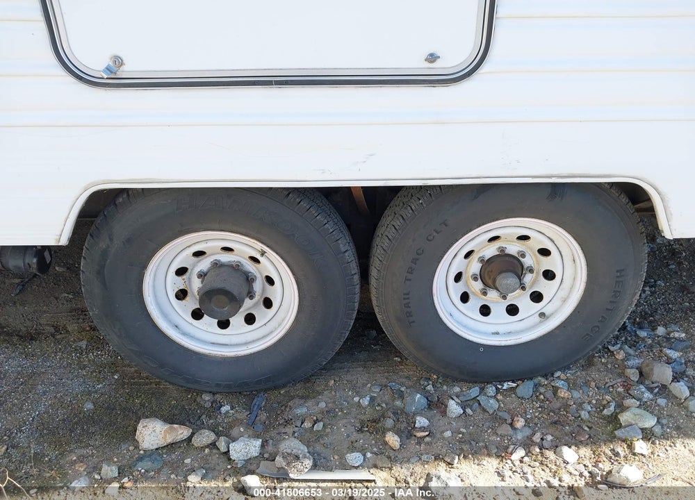1995 ROAD RANGER 34 FOOT RV VIN: 1KR33GF24SB280283