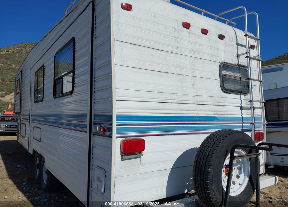1995 ROAD RANGER 34 FOOT RV VIN: 1KR33GF24SB280283