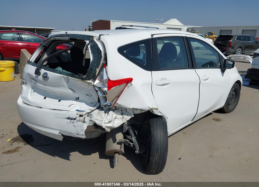 2015 NISSAN VERSA NOTE VIN: 3N1CE2CP6FL421724