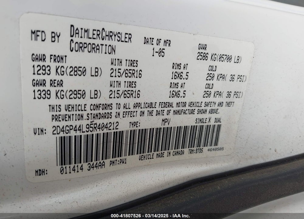 2005 DODGE GRAND CARAVAN SXT VIN: 2D4GP44L95R404212