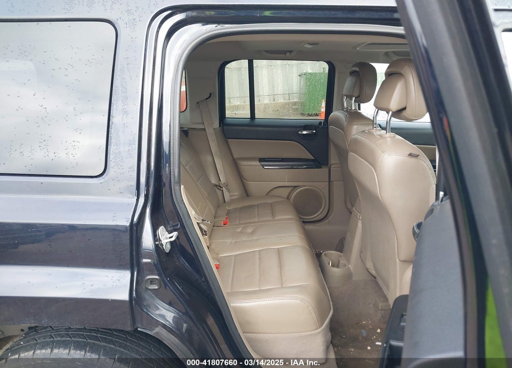 2010 JEEP PATRIOT VIN: 1J4NF4GB0AD672289