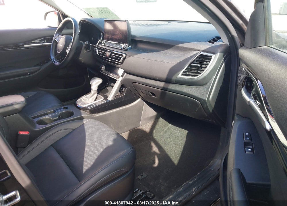 2022 KIA SELTOS SX TURBO VIN: KNDETCA23N7301181
