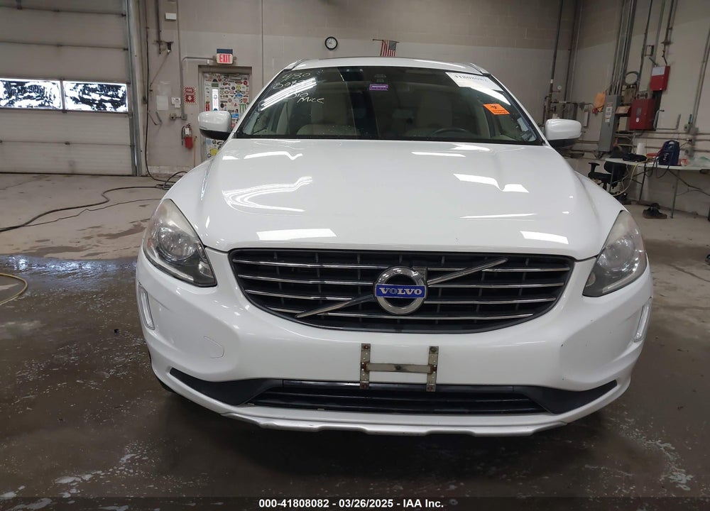 2014 VOLVO XC60 T6 R-DESIGN VIN: YV4902DZ0E2549475