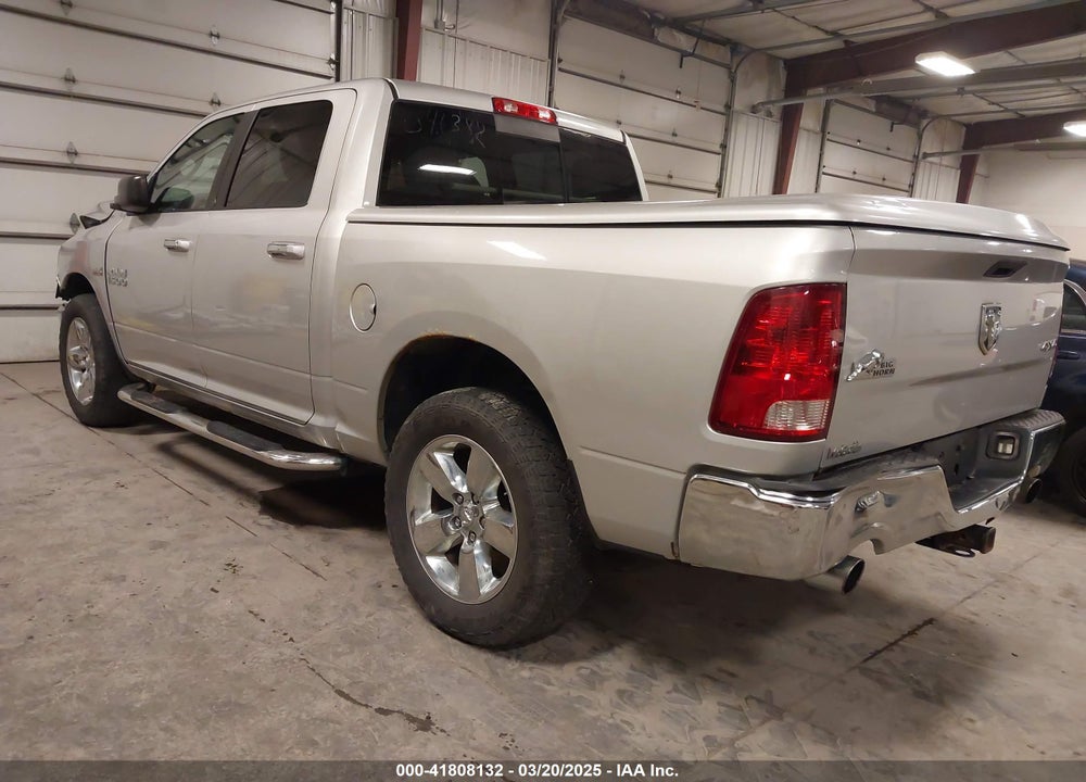 2015 RAM 1500 VIN: 3C6RR7LT7FG546382