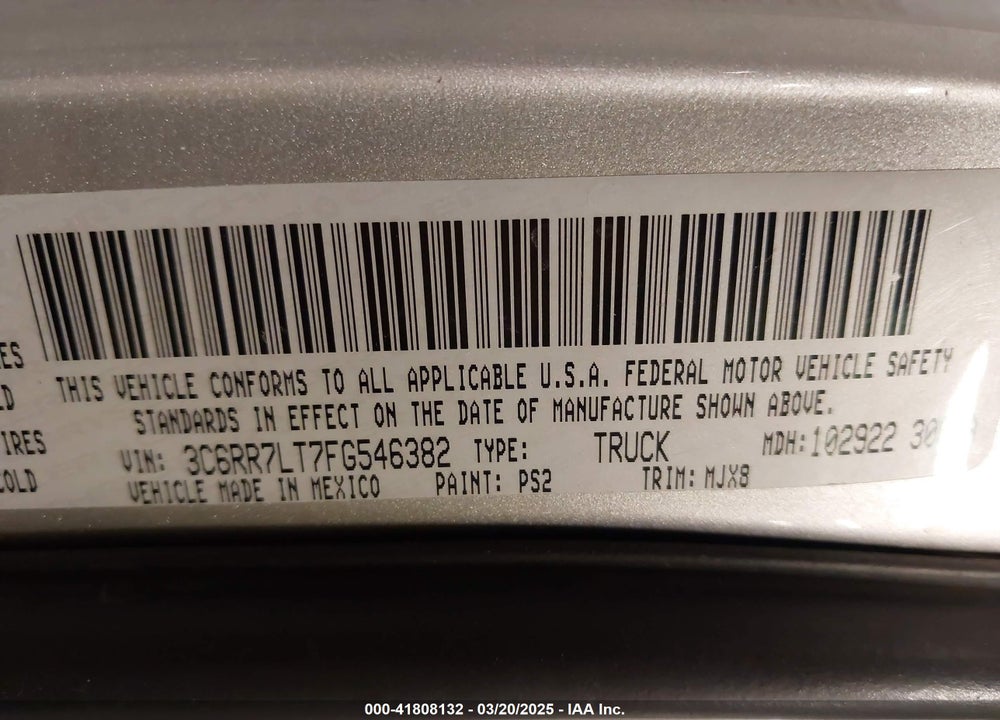 2015 RAM 1500 VIN: 3C6RR7LT7FG546382