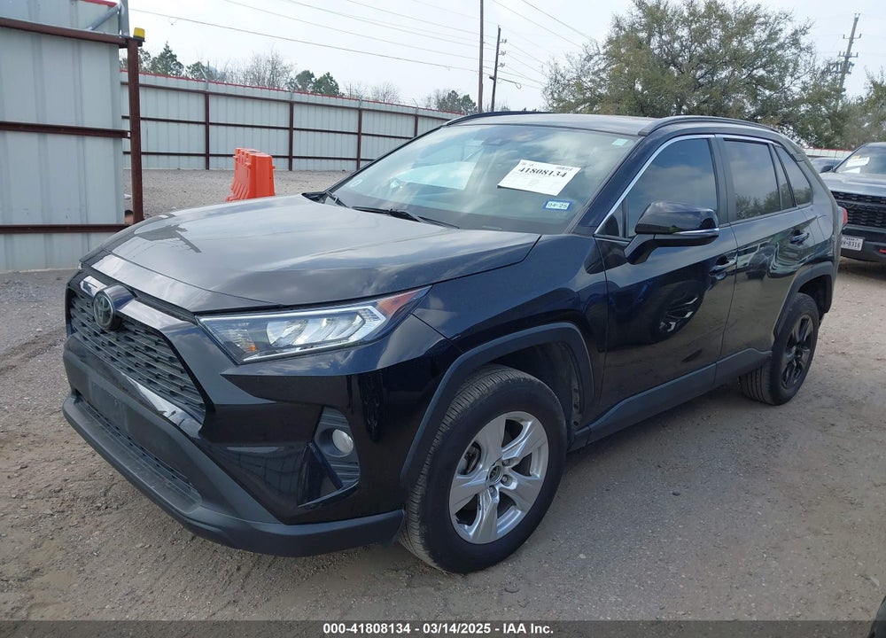 2021 TOYOTA RAV4 XLE VIN: 2T3W1RFV3MC128377