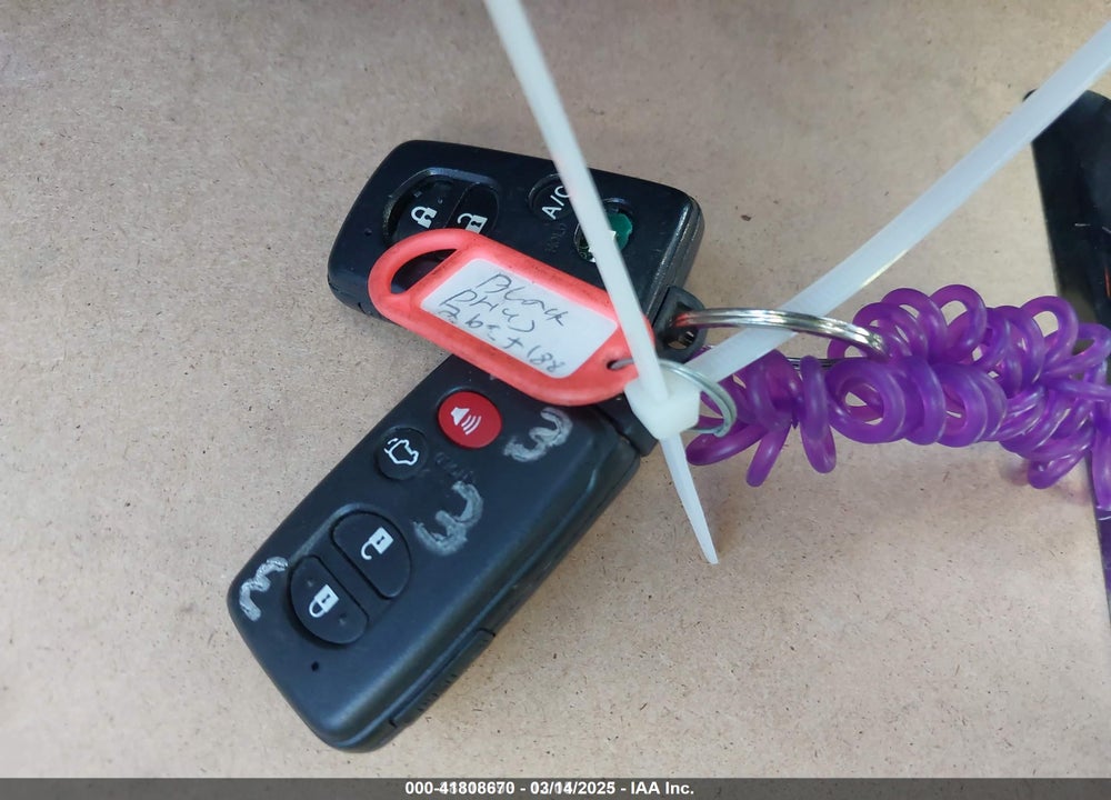 2011 TOYOTA PRIUS VIN: JTDKN3DU5B1410878