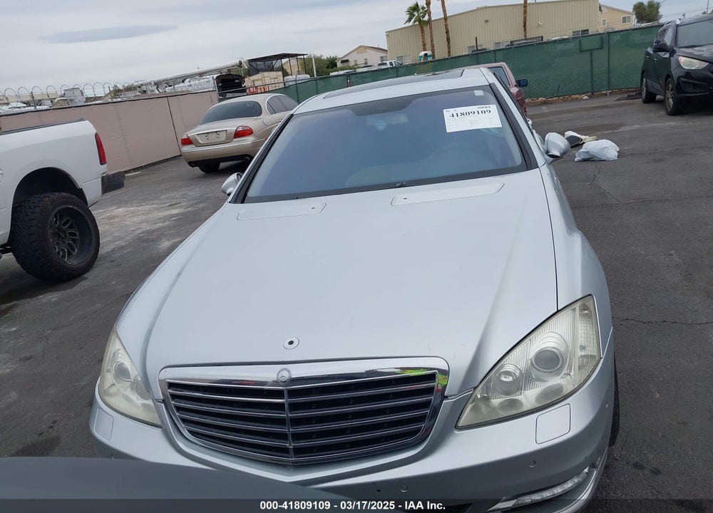 2008 MERCEDES-BENZ S VIN: WDDNG71X18A230521