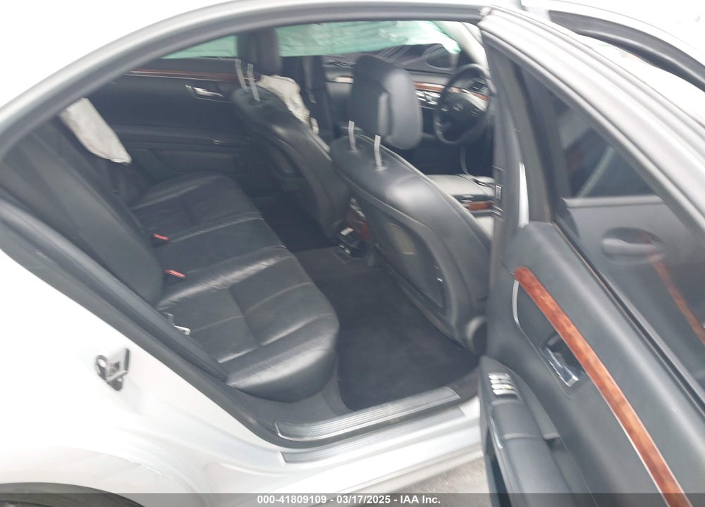 2008 MERCEDES-BENZ S VIN: WDDNG71X18A230521