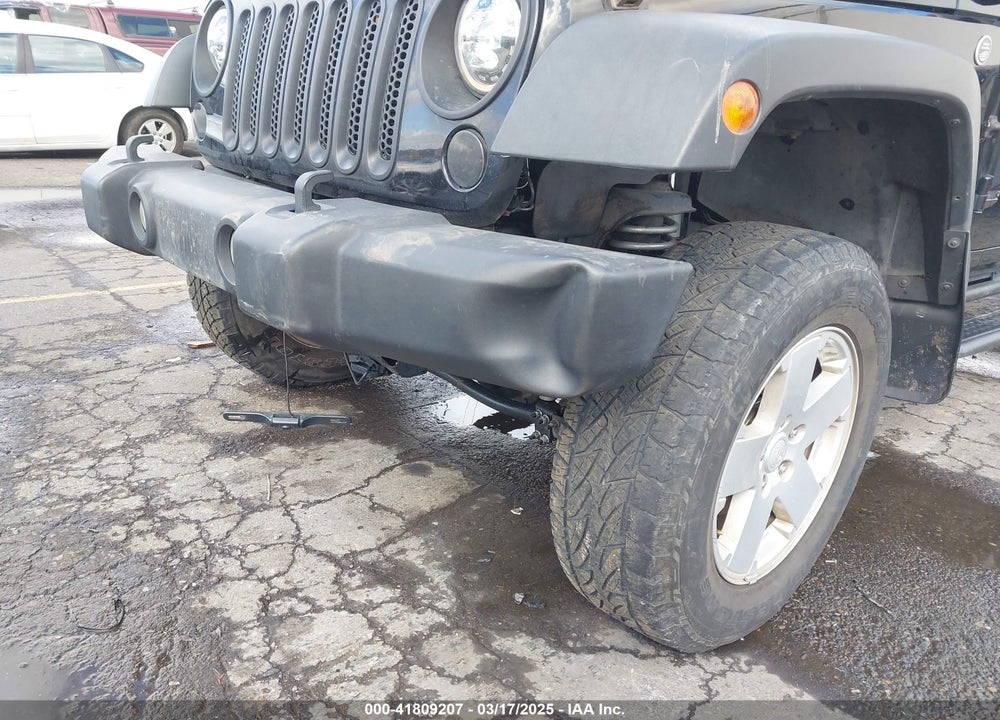 2011 JEEP WRANGLER UNLIMITED VIN: 1J4BA6H13BL513311