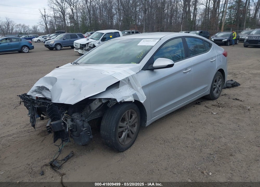 2018 HYUNDAI ELANTRA VIN: 5NPD84LF1JH244438