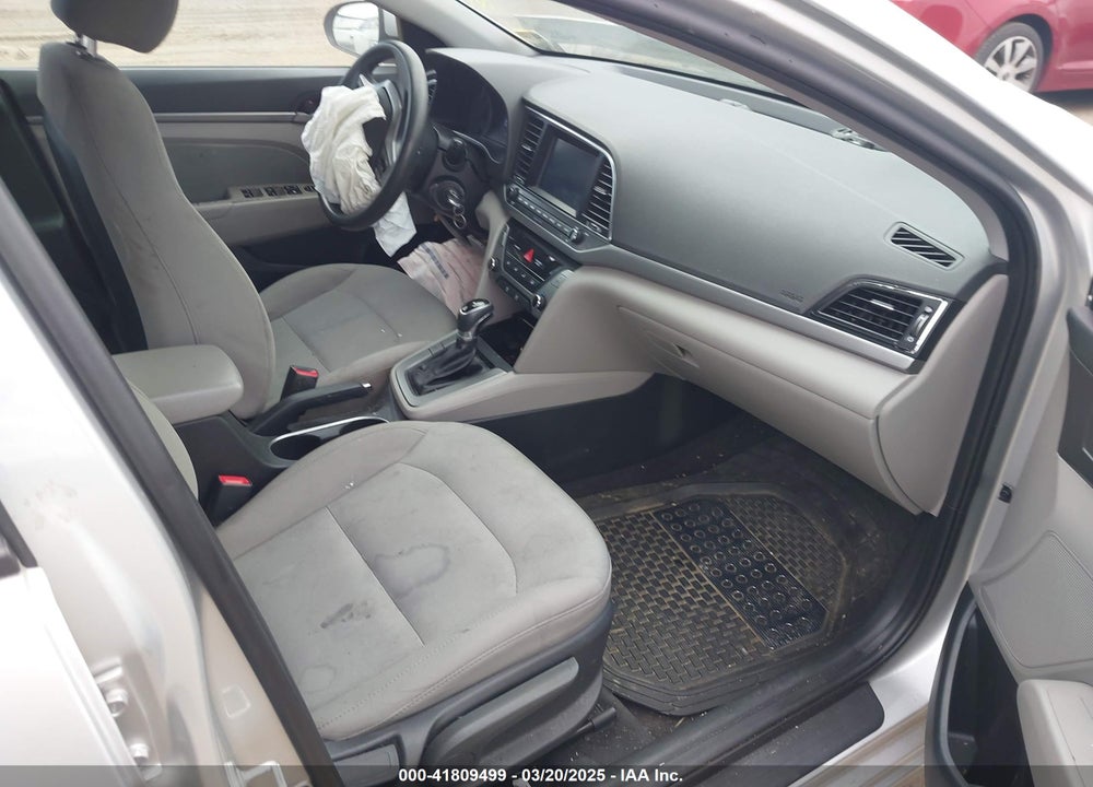 2018 HYUNDAI ELANTRA VIN: 5NPD84LF1JH244438