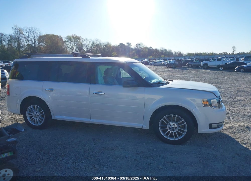 2017 FORD FLEX VIN: 2FMGK5C82HBA03124