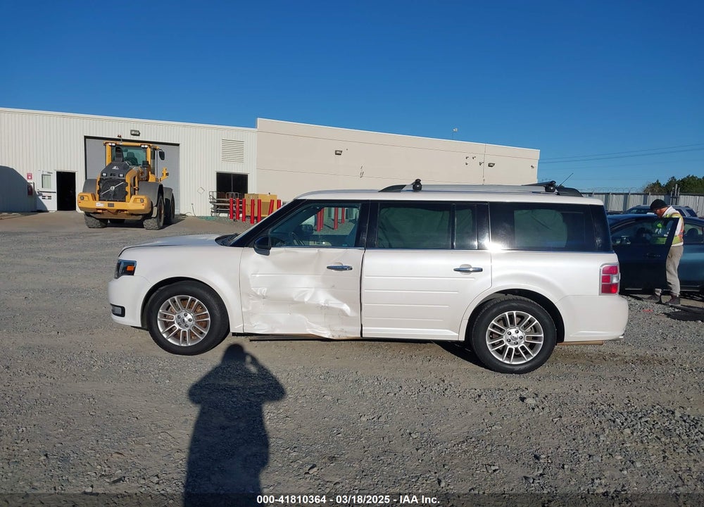 2017 FORD FLEX VIN: 2FMGK5C82HBA03124
