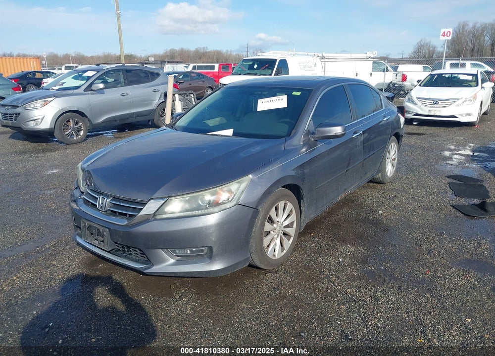2013 HONDA ACCORD VIN: 1HGCR2F72DA160742