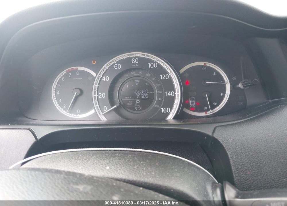 2013 HONDA ACCORD VIN: 1HGCR2F72DA160742