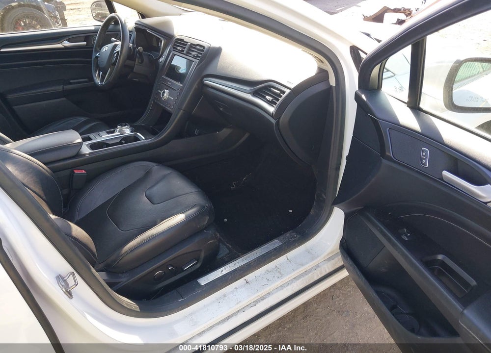 2019 FORD FUSION VIN: 3FA6P0D92KR106134