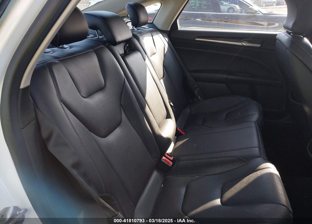 2019 FORD FUSION VIN: 3FA6P0D92KR106134