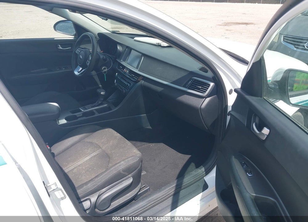 2020 KIA OPTIMA VIN: 5XXGT4L39LG384687