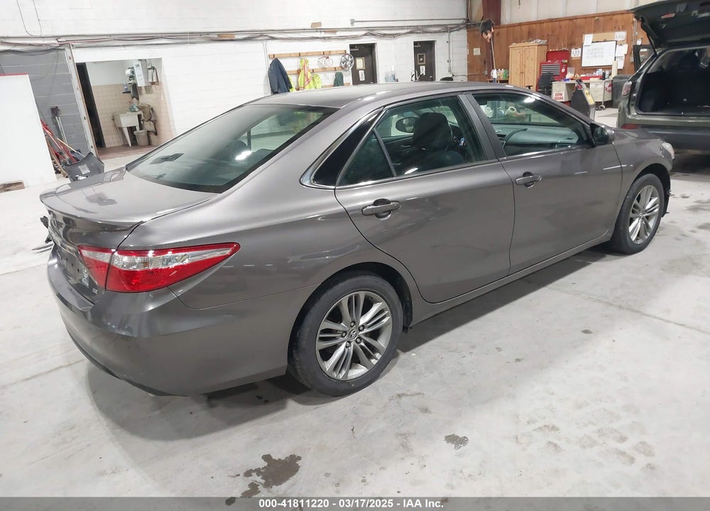 2015 TOYOTA CAMRY SE VIN: 4T1BF1FK0FU480589
