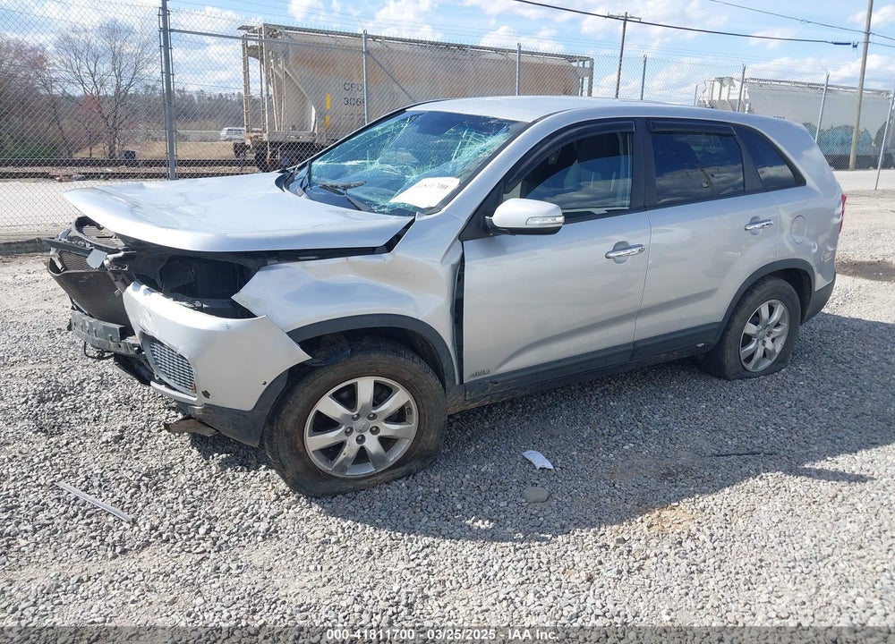 2013 KIA SORENTO VIN: 5XYKTDA65DG405832