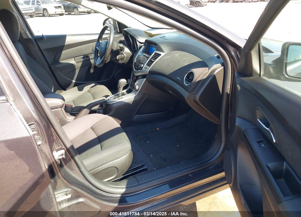 2014 CHEVROLET CRUZE VIN: 1G1PC5SB2E7184527