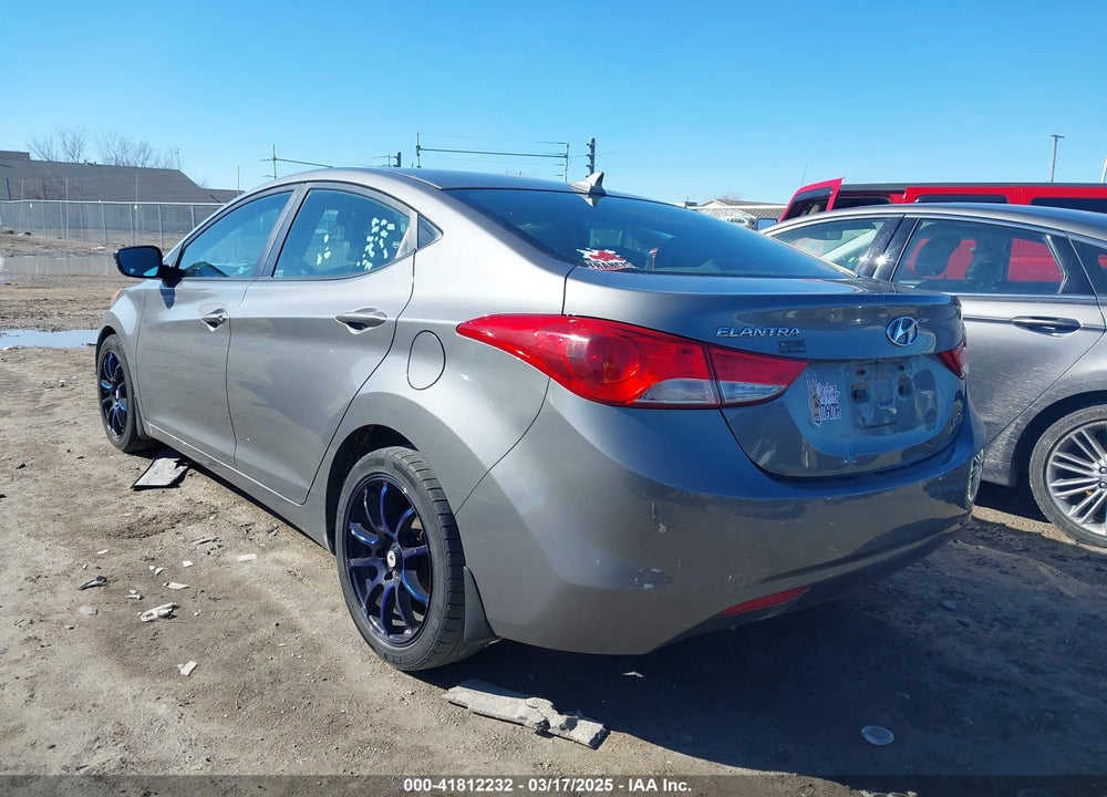 2013 HYUNDAI ELANTRA VIN: 5NPDH4AE6DH191878