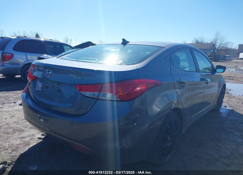2013 HYUNDAI ELANTRA VIN: 5NPDH4AE6DH191878