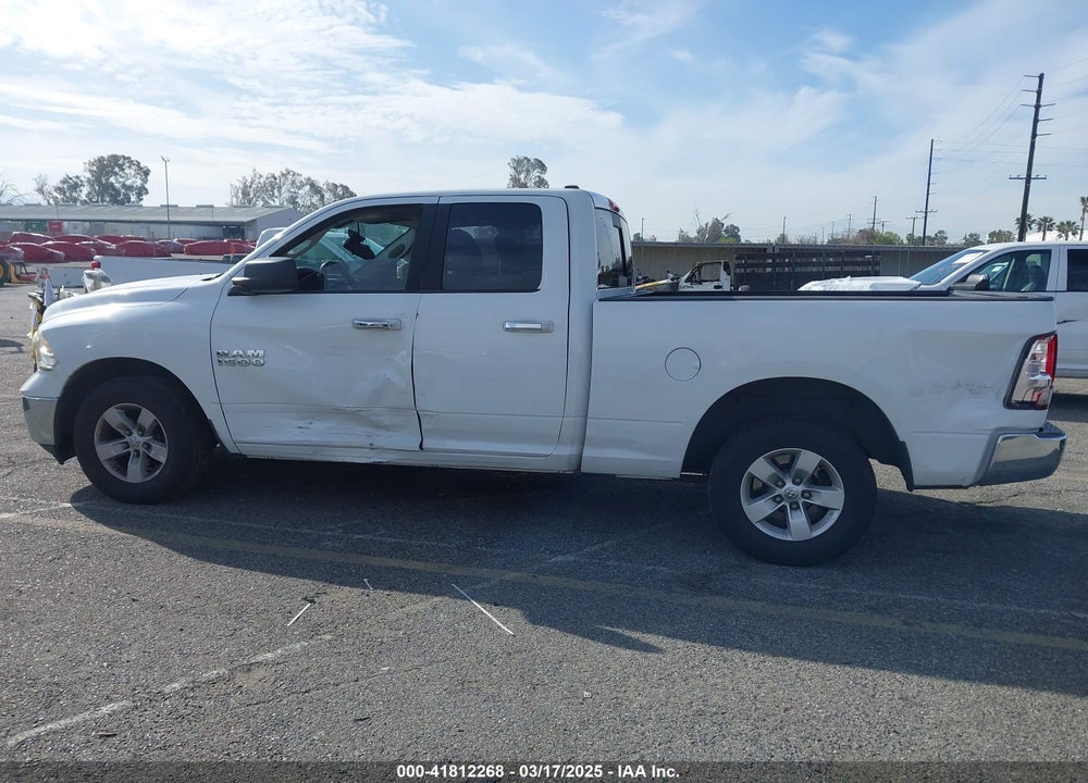2015 RAM 1500 VIN: 1C6RR6GGXFS675250