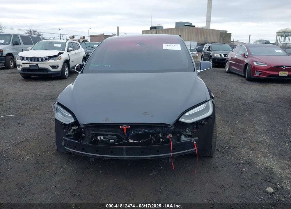 2016 TESLA MODEL X VIN: 5YJXCBE22GF021391