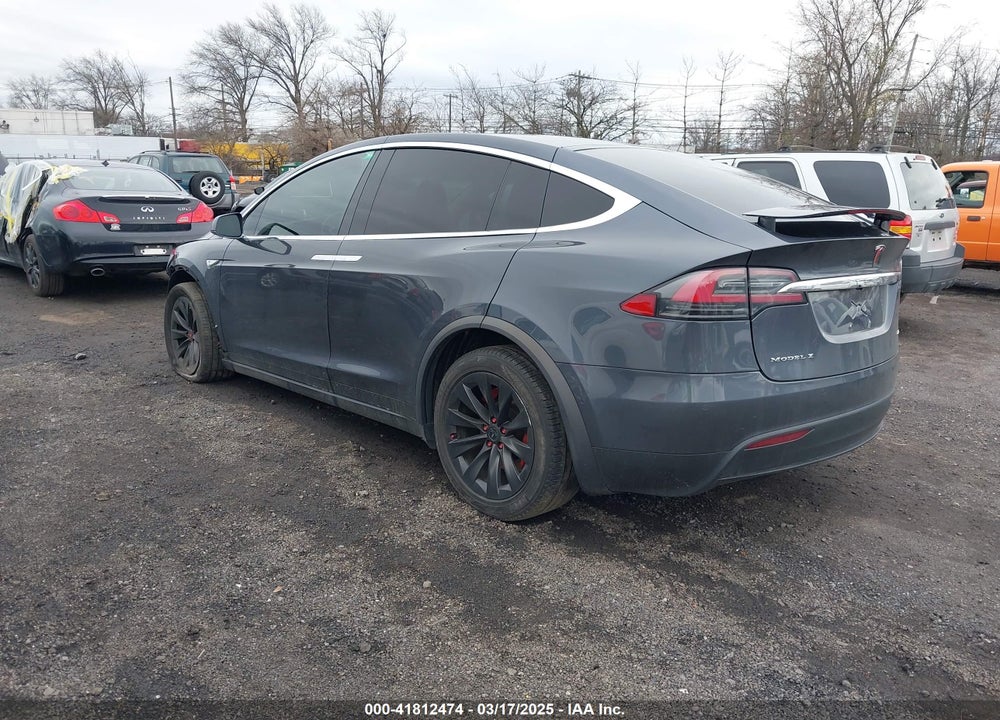 2016 TESLA MODEL X VIN: 5YJXCBE22GF021391