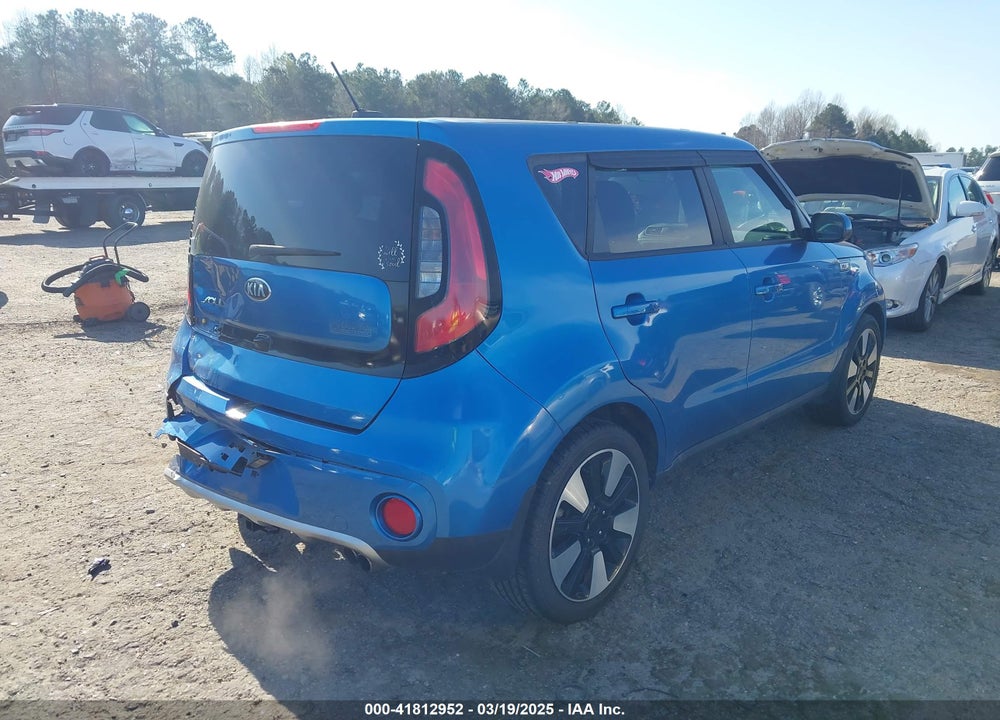 2017 KIA SOUL VIN: KNDJP3A5XH7482541