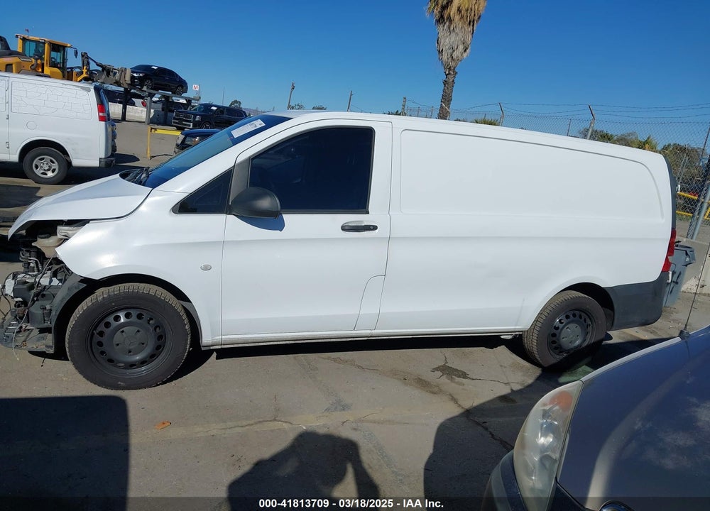 2019 MERCEDES-BENZ METRIS VIN: WD3PG2EAXK3530575